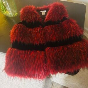 Ladies size medium faux fur elegant vest “like new”